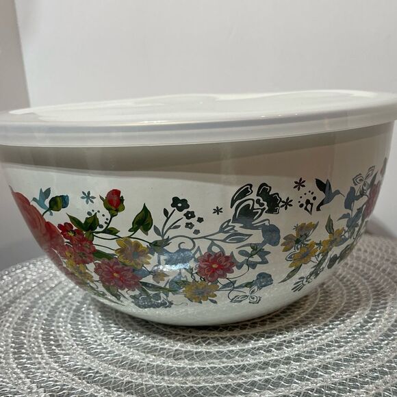 Pioneer Woman Enamel on Steel Mixing Bowl with Lid 4 Qt Sweet Rose NWT - Picture 7 of 10